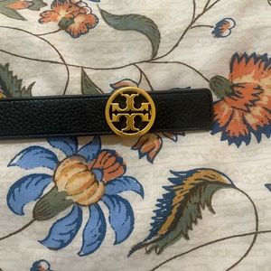 Tory Burch belt